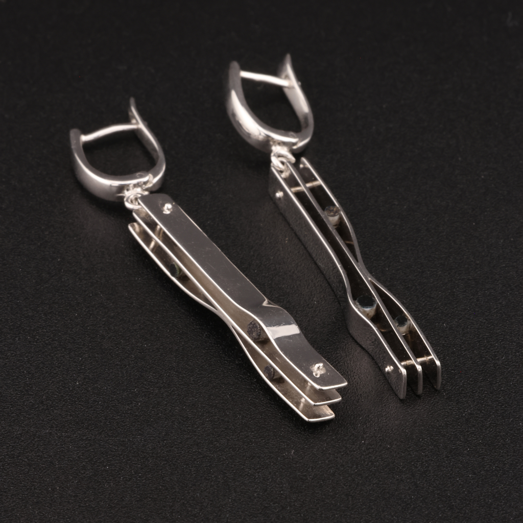Zephyr Earrings