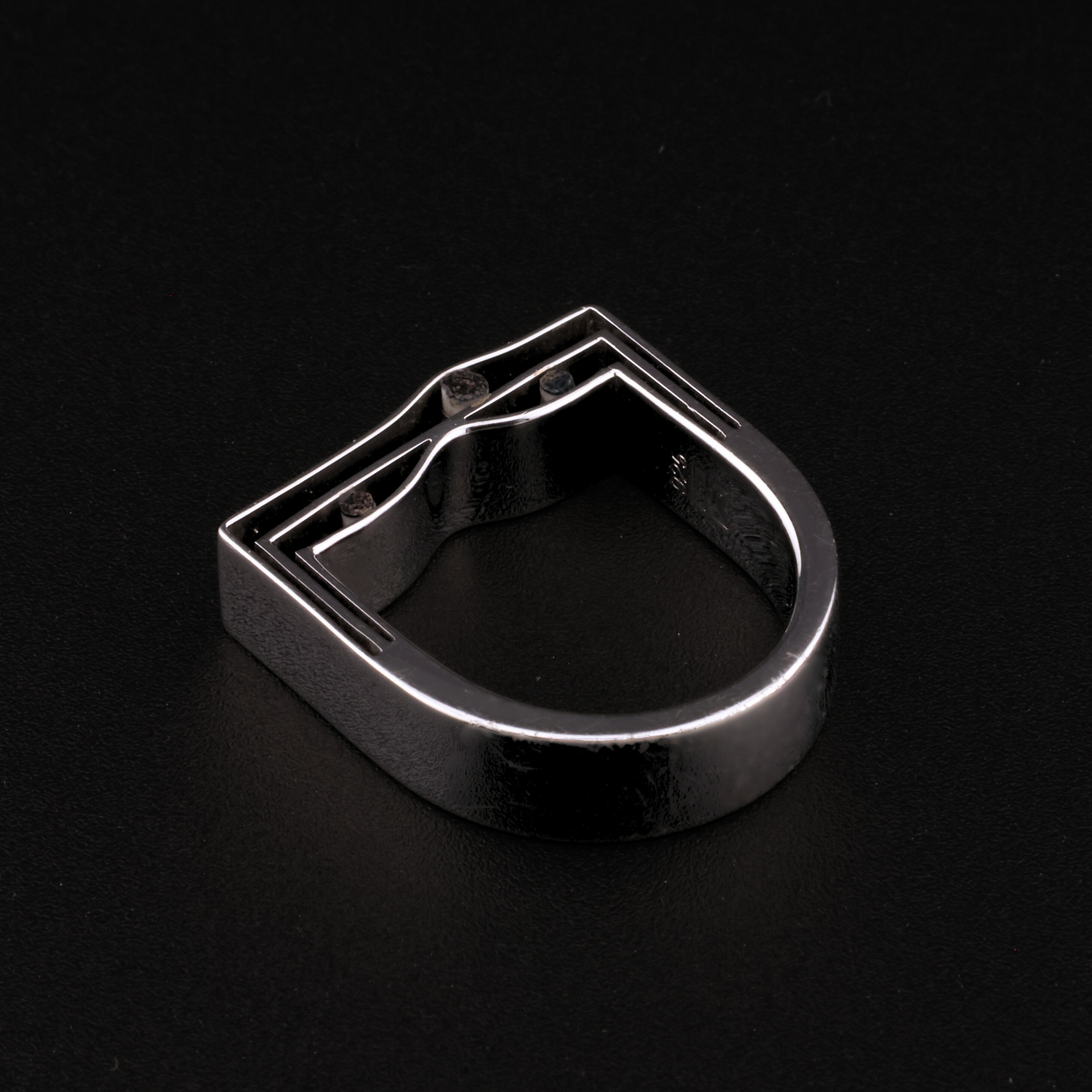 Zephyr Ring — Bold
